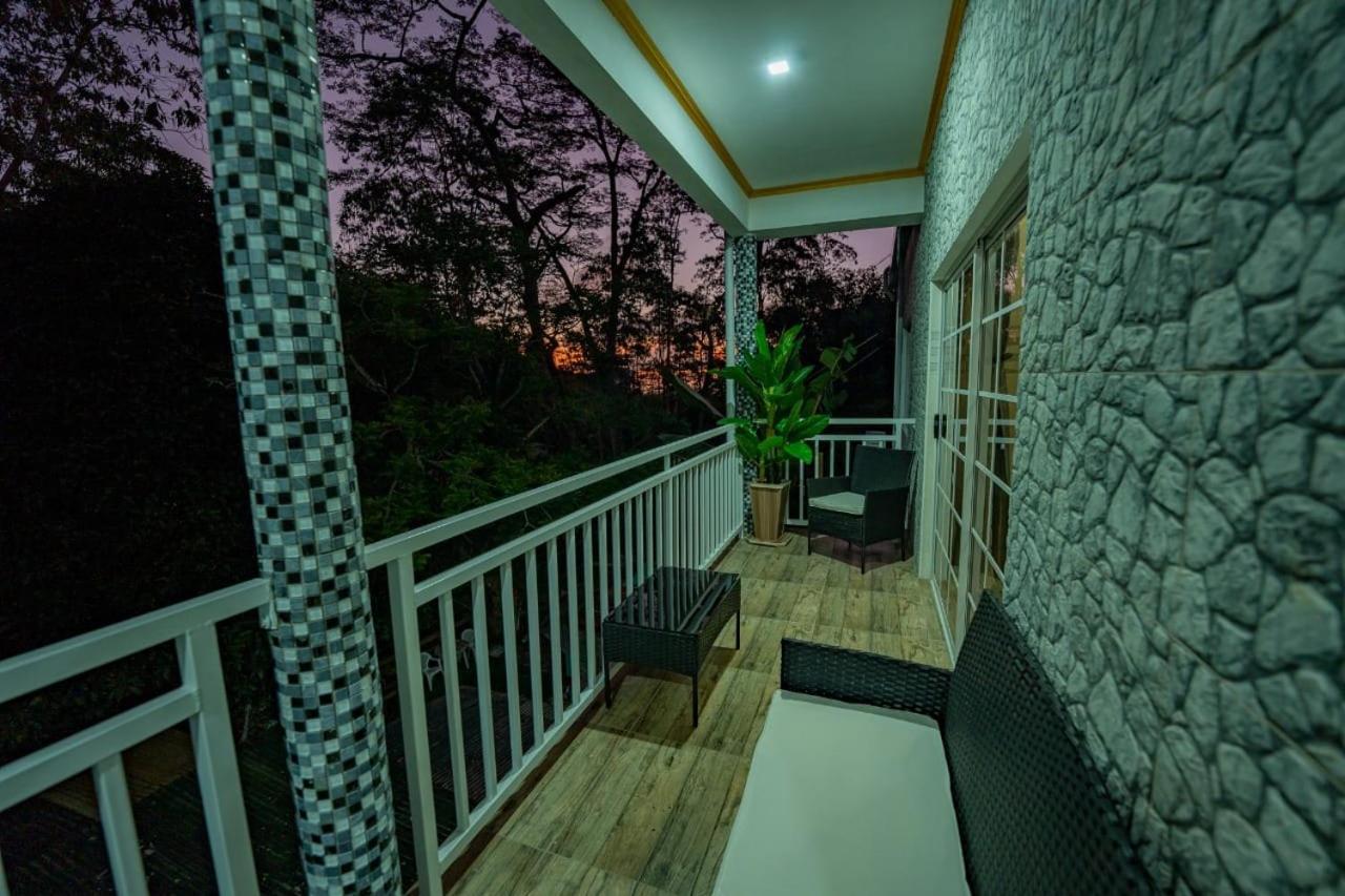 Paradise Breeze Apartment Misere Dış mekan fotoğraf